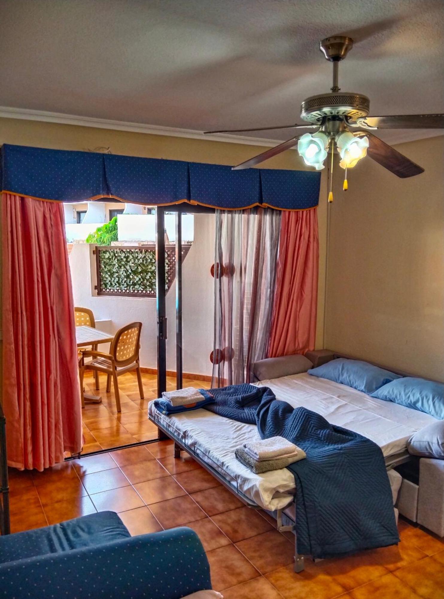 Maximar Apartment 8 Bed Places, Heated Swimmingpool Arona  Extérieur photo